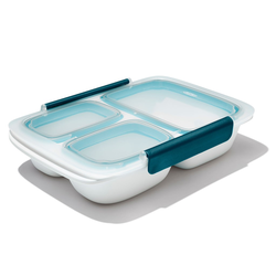 Oxo Good Grips Prep &amp; Go container with 0.8L separations