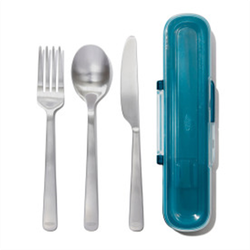 Oxo Posate Good Grips Prep &amp; Go in acciaio inossidabile con contenitore